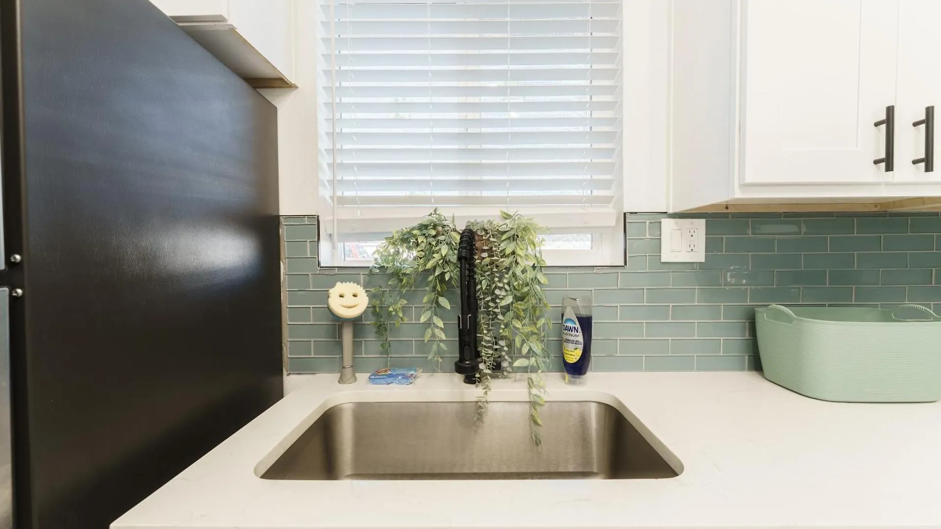 Central Scottsdale 1 Bedroom Apartment W Private Patio
